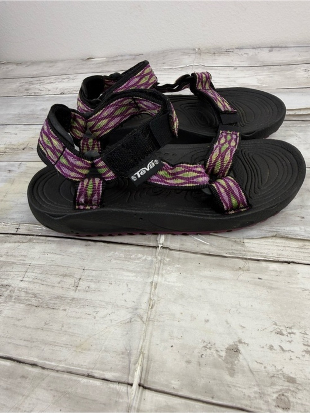 Teva Kids Hurricane Sport Sandals Purple Green Geometric Strappy Size 2